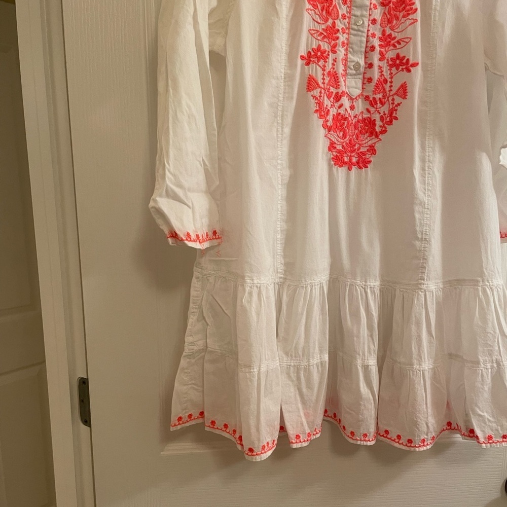 Gianni Bini White Swim Coverup with Coral Embroidery - Picture 4 of 12